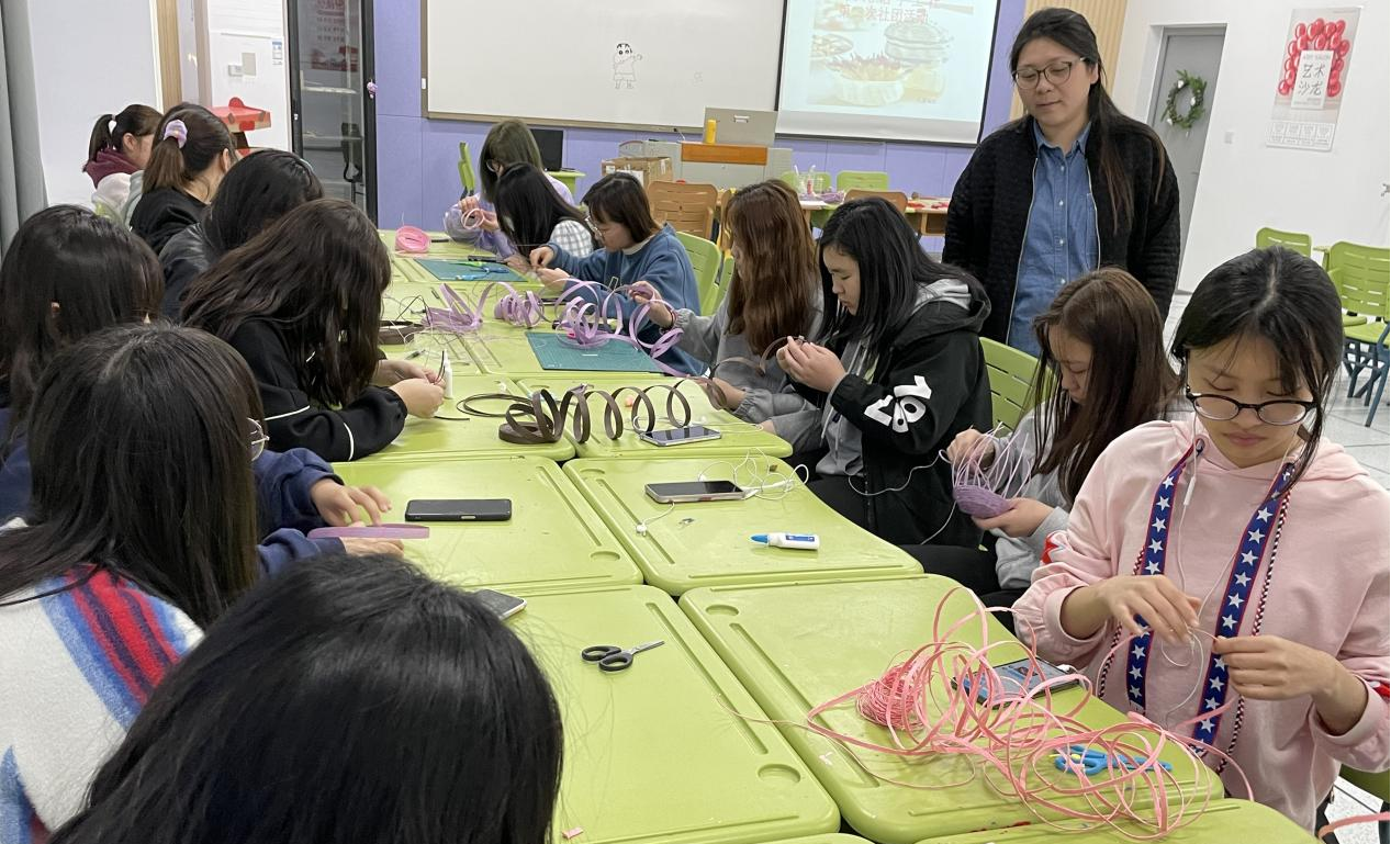 学习传统手工艺,编织七彩中国梦 ——东西物语手工社"手工艺的传承"